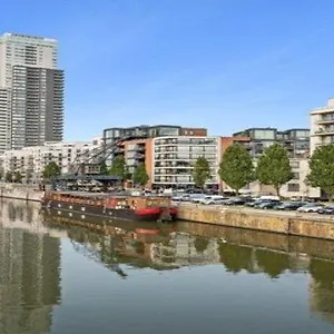 Bateau-hôtel Edouard Boat, Bruxelles